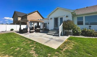 2737 Pinfire Crk, Ammon, ID 83406