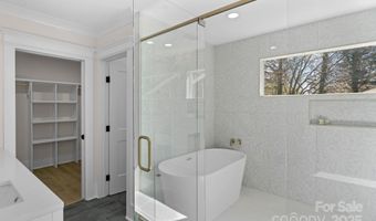 215 Wyanoke Ave, Charlotte, NC 28205