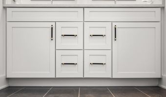 3725 Isabella Ave, Cincinnati, OH 45209