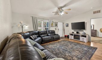 107 S Van Wyck Ave, Cascade, ID 83611