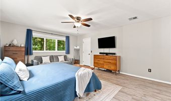 72 Elizabeth Dr, Bella Vista, AR 72715