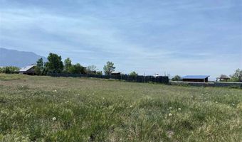 5 Calle La Paz, Arroyo Seco, NM 87514