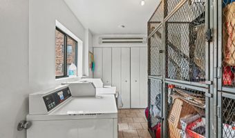 2215 Nichols Rd B, Arlington Heights, IL 60004