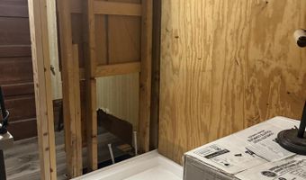244 E Main St, Bells, TN 38006