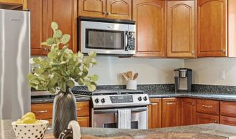 16 Patriots Rd, Acton, MA 01720