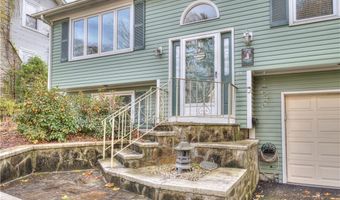 60 North St, Cranston, RI 02920