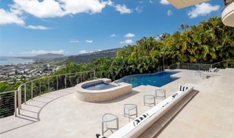 360 Puuikena Dr, Honolulu, HI 96821