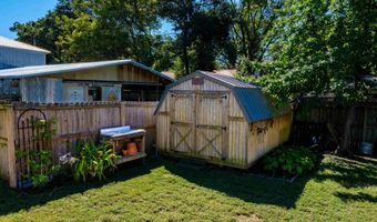213 S 1st St, Augusta, AR 72006