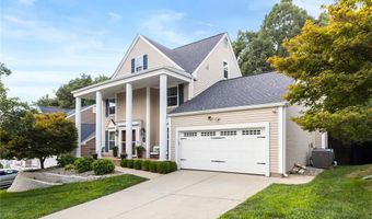 1233 Red Oak Plantation Dr, Ballwin, MO 63021