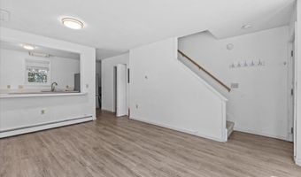 21 Hyde St 4, Burlington, VT 05401