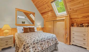 30 Beaver Bog Ln, Abbot, ME 04406