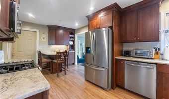 4295 Maureen Dr, Austintown, OH 44511