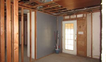 1608 W Sears Ave, Artesia, NM 88210