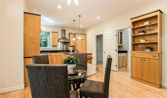 1544 Newport Creek Dr, Ann Arbor, MI 48103