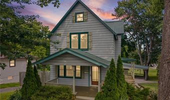 957 Cleveland Ave, Amherst, OH 44001