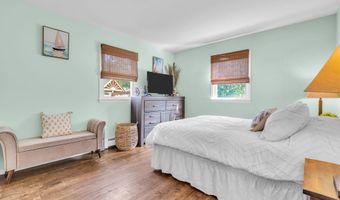 728 NEPTUNE Ave, Beachwood, NJ 08722