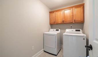 14469 Riverside Dr, Ashland, VA 23005