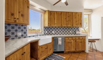 6249 E OLD PAINT Trl, Cave Creek, AZ 85331