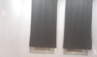 2635 N CALVERT St, Baltimore, MD 21218