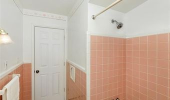 8422 Niver Ave, Allen Park, MI 48101
