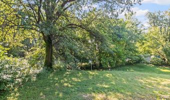 7 Hickerson Pl, Alton, IL 62002