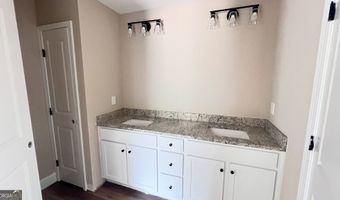 160 Coffey 18, Barnesville, GA 30204