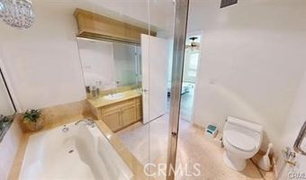 1176 Wellesley Ave 1, Los Angeles, CA 90049
