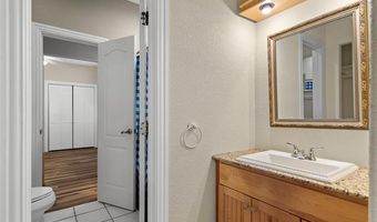 1717 Red Oak St, Ardmore, OK 73401