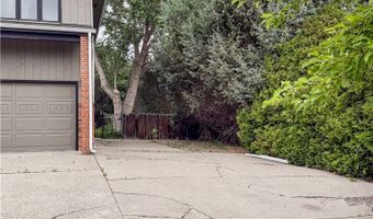 4453 Loma Vista Dr, Billings, MT 59106