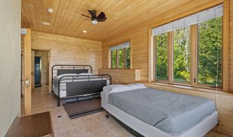 E7379 WASHINGTON Road, Algoma, WI 54201