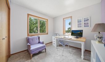 12568 Everest Ct E, Apple Valley, MN 55124