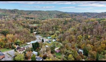 120 Wickham St, Alderson, WV 24910