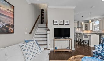 50 Kettle Point Ave 50, East Providence, RI 02914