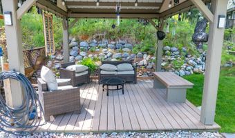 580 Hollow Ln, Bigfork, MT 59911