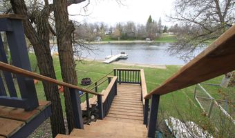 388 Longview Rd, Bottineau, ND 58318