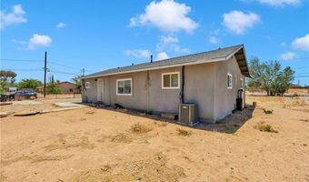 11806 Chamberlaine, Adelanto, CA 92301