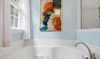 1007 Copper Ridge Ct, Apex, NC 27502