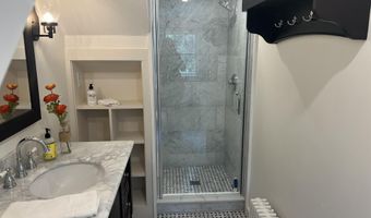 2 Lookout Point Rd, Bar Harbor, ME 04609