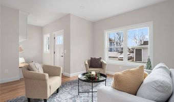 39 Winsor St, East Providence, RI 02914