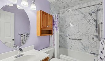 593 Allison Dr, Almont, MI 48003