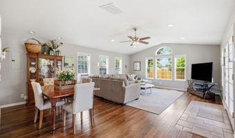 1420 CENTER St, Albany, OR 97322