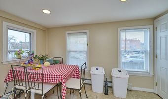15-17 Peaceable St, Boston, MA 02135