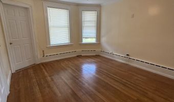 87 Manhattan Ave 2nd floor, Bridgeport, CT 06606