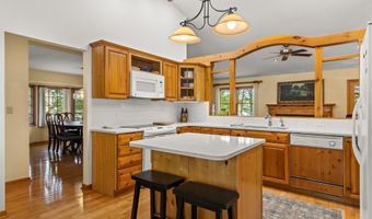 9506 Lakeside Dr, Alden, MI 49612