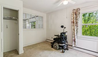 44 Nod Rd, Clinton, CT 06413