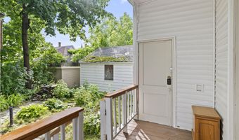 16 Lincoln Ave, Amsterdam, NY 12010