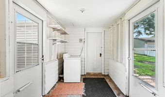 948 Monroe St, Anoka, MN 55303