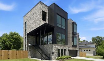 217 NE H St, Bentonville, AR 72712