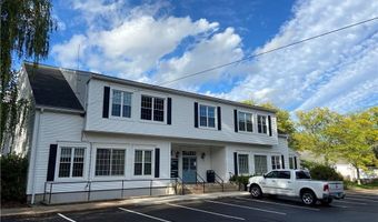 395 W Avon Rd, Avon, CT 06001
