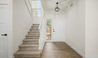2084 N SUNSET Dr, Chandler, AZ 85225